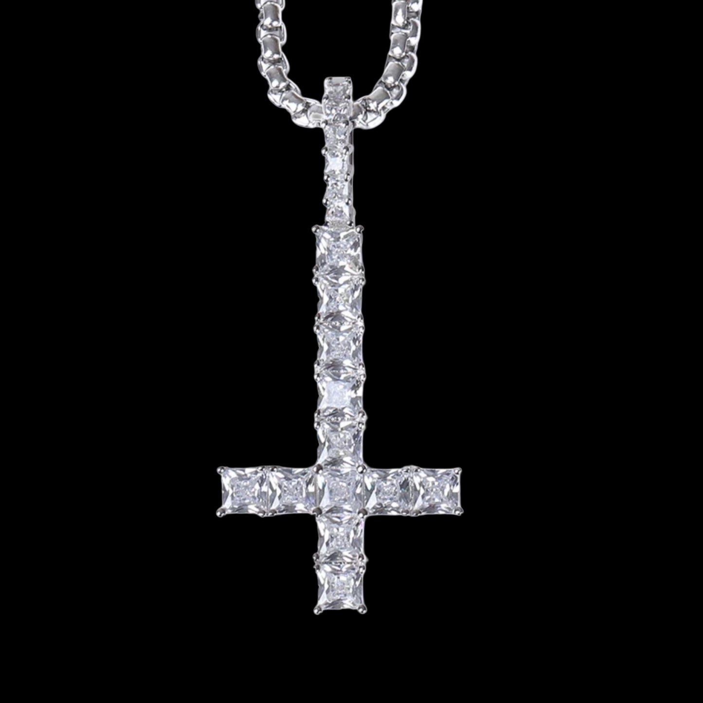 SILVER ST PETERS CROSS
