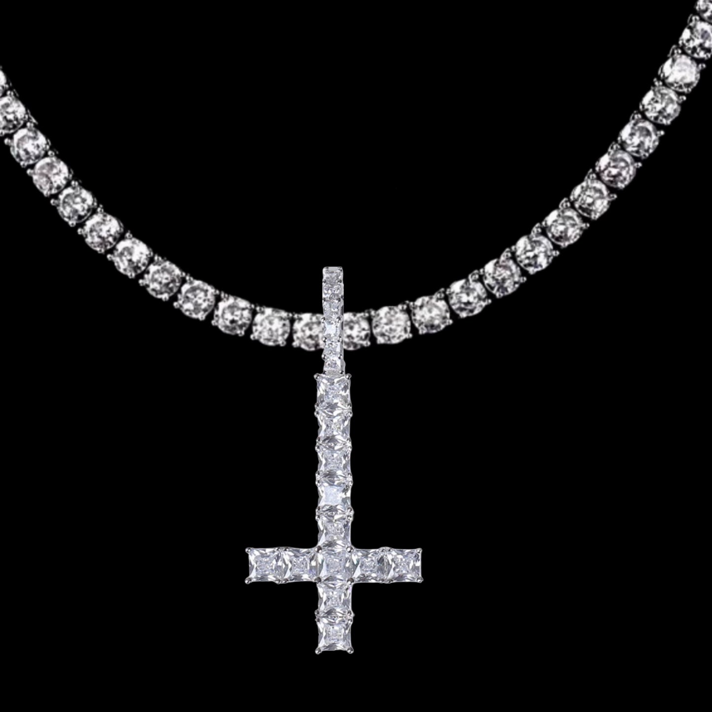 SILVER ST PETERS CROSS