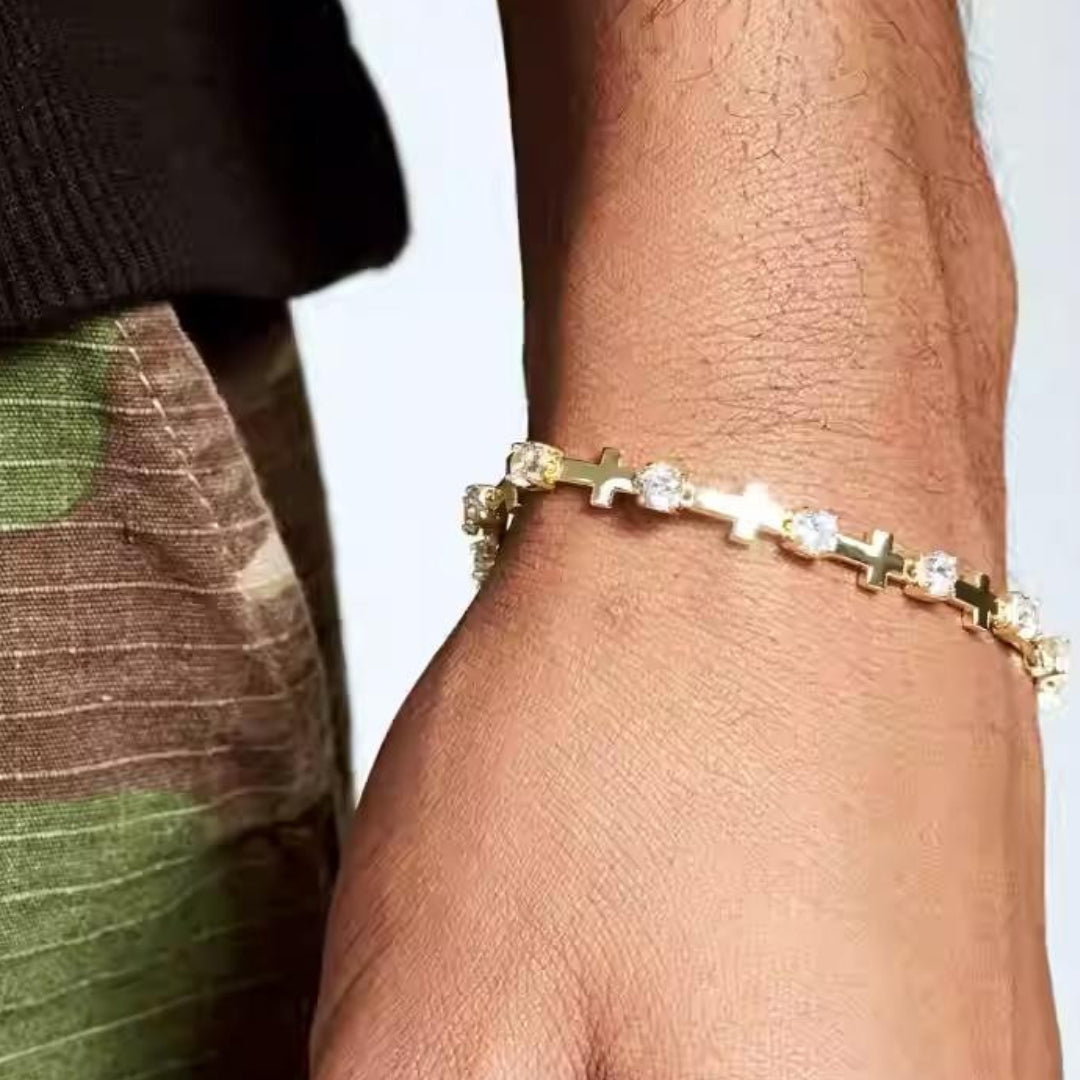 18K CROSS DIAMOND BRACELET