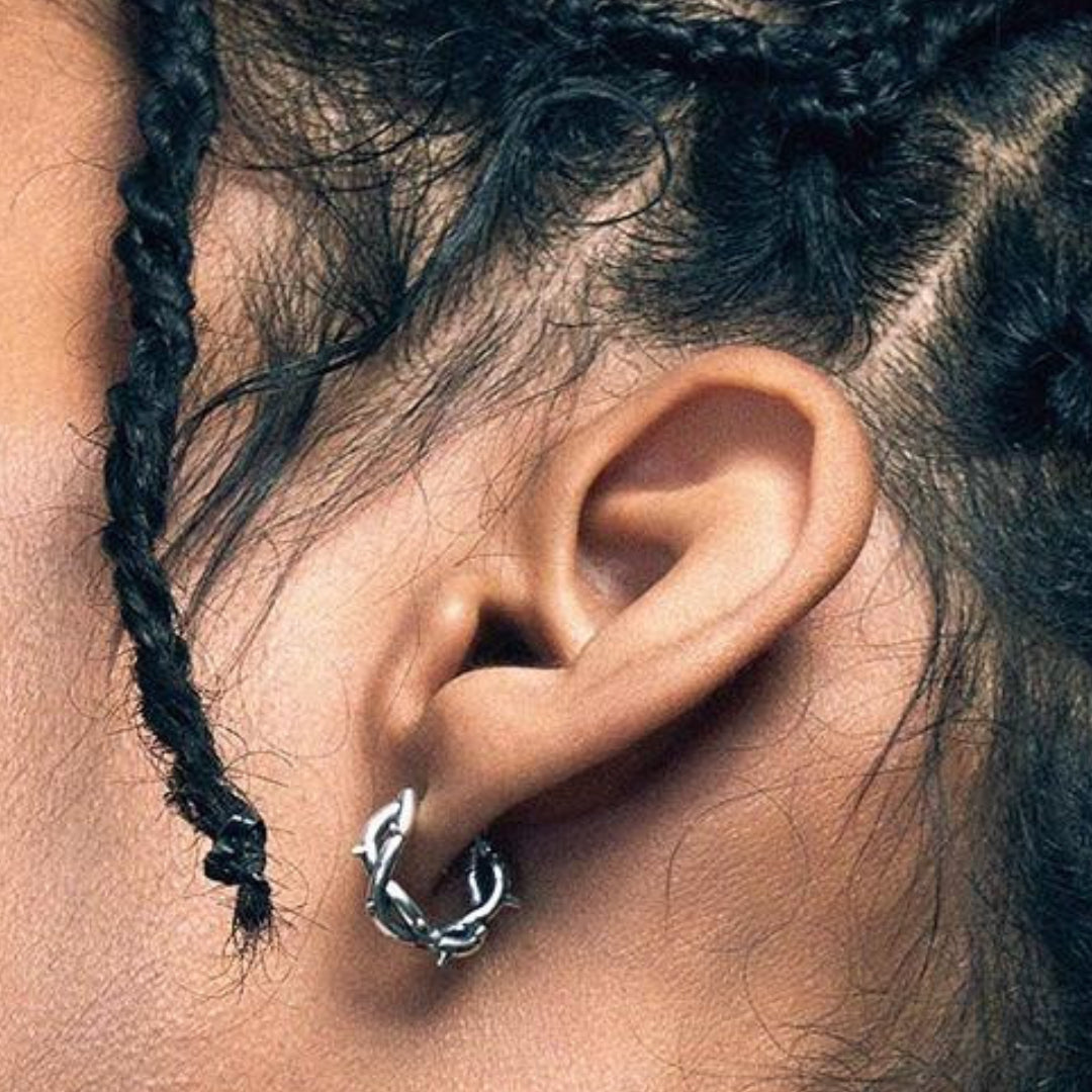 "THORN LOOP" .925 EARRINGS