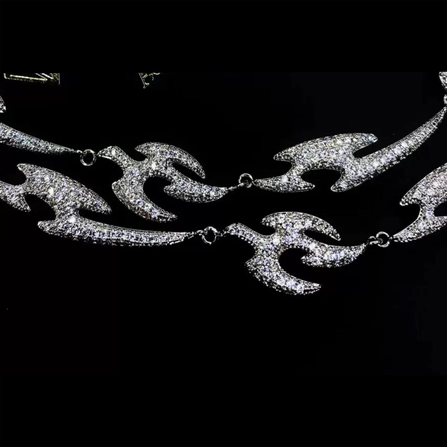 WHITE GOLD TRIBAL CHAIN