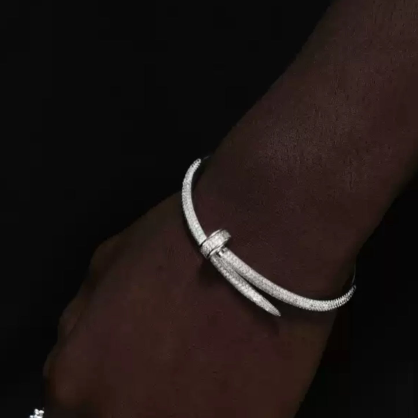 DIAMOND NAIL BRACELET