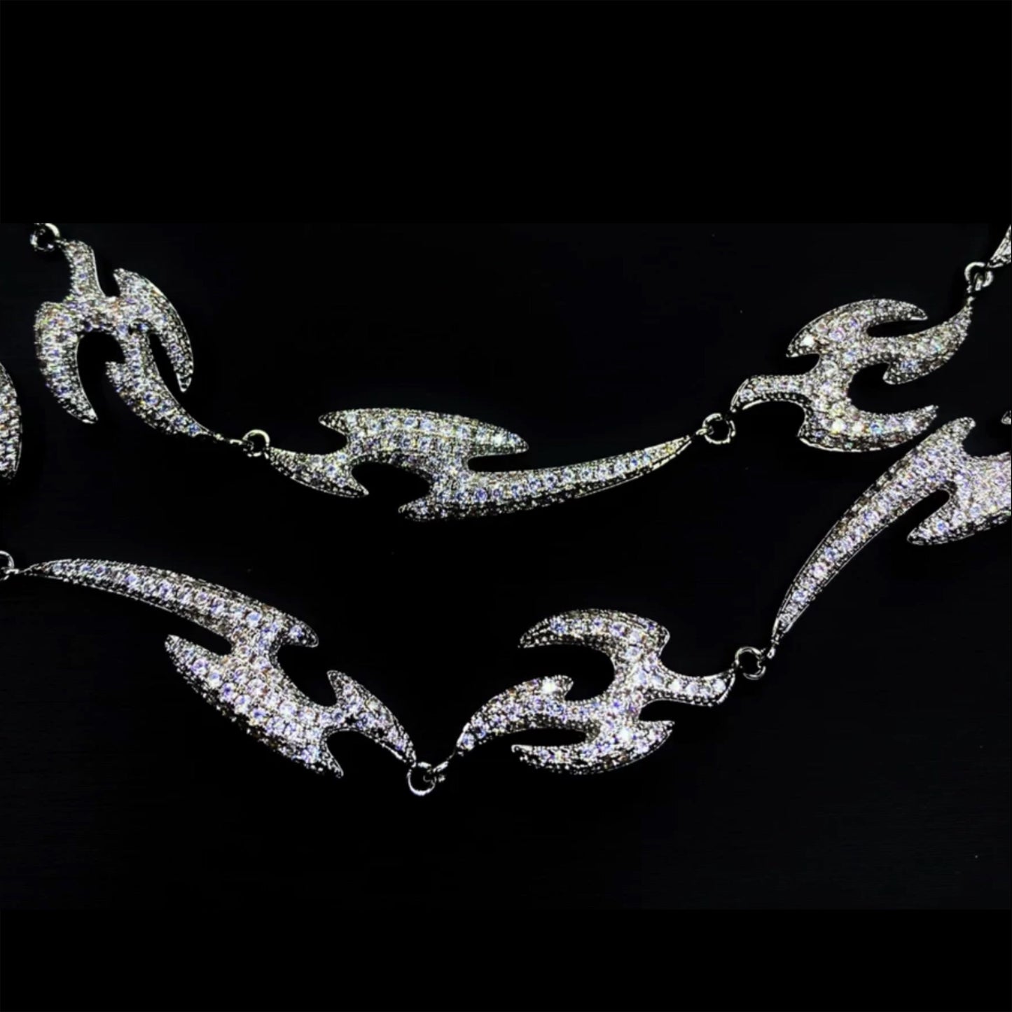 WHITE GOLD TRIBAL CHAIN