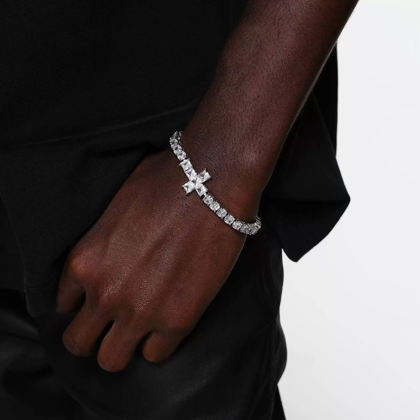 4MM DIAMOND CROSS TENNIS CHAIN BRACELET