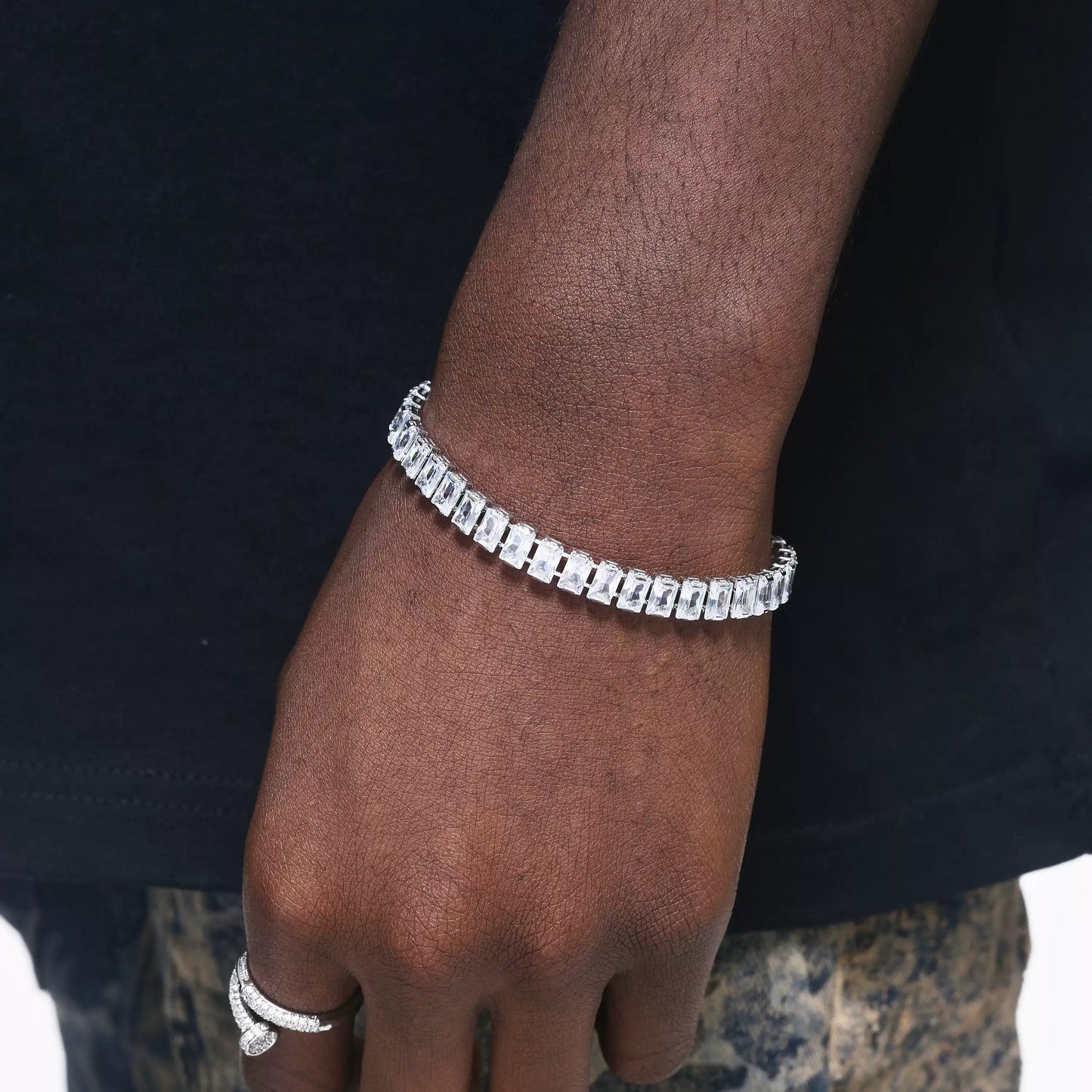 PAVE BAGUETTE DIAMOND TENNIS BRACELET