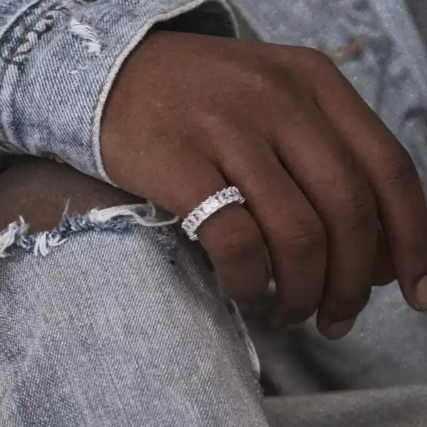 "LUMEN" SILVER PAVE BAGUETTE DIAMOND RING