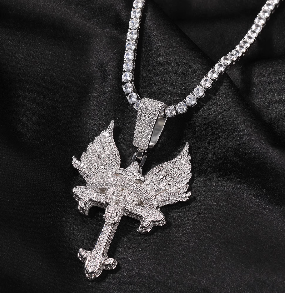 HEAVEN'S WING NECKLACE